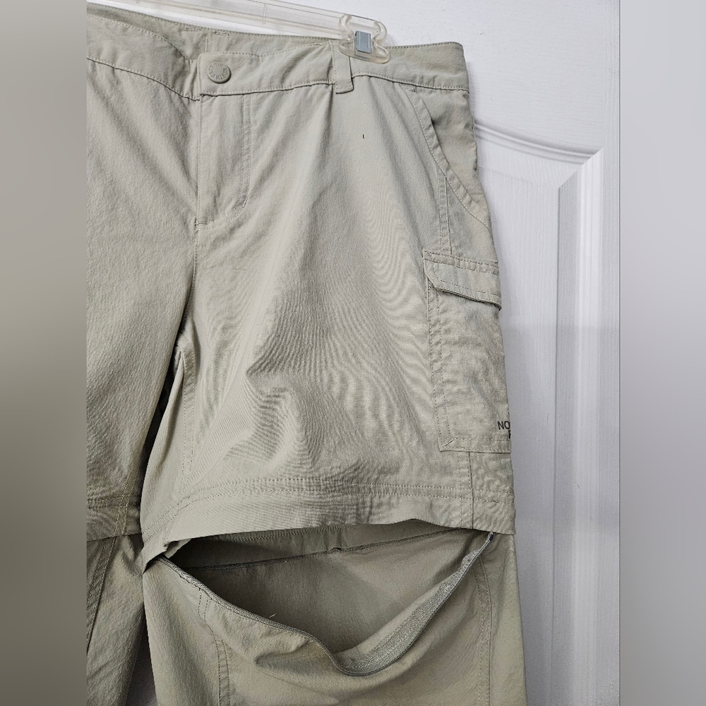 The North Face Womens Khacki Convertible Cargo Pants Shorts Sz 14 - Picture 4 of 6
